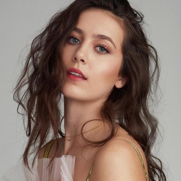 Meet your Posher, Marina - Picture 1 of 1